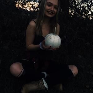 Meet your Posher, Kiley